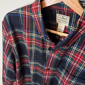 L.L. Bean Vintage Men's Flannel Slightly Fitted Casual Plaid Shirt Long Sleeve M